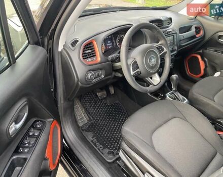 Черный Джип Ренегат, объемом двигателя 2.36 л и пробегом 106 тыс. км за 14900 $, фото 7 на Automoto.ua