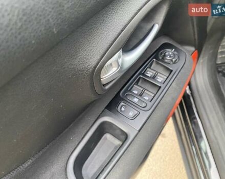 Черный Джип Ренегат, объемом двигателя 2.36 л и пробегом 106 тыс. км за 14900 $, фото 6 на Automoto.ua