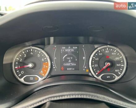 Черный Джип Ренегат, объемом двигателя 2.4 л и пробегом 152 тыс. км за 10990 $, фото 19 на Automoto.ua