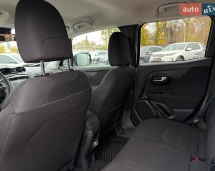 Чорний Джип Ренегат, об'ємом двигуна 2.36 л та пробігом 48 тис. км за 14800 $, фото 13 на Automoto.ua