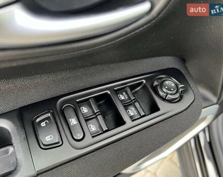 Черный Джип Ренегат, объемом двигателя 2.4 л и пробегом 152 тыс. км за 10990 $, фото 15 на Automoto.ua