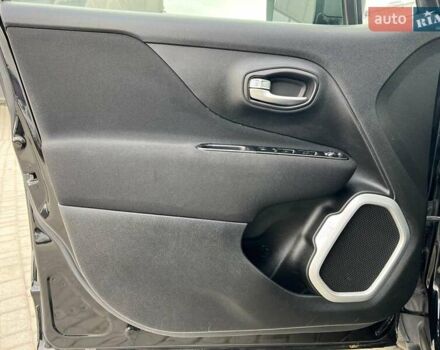 Черный Джип Ренегат, объемом двигателя 2.4 л и пробегом 152 тыс. км за 10990 $, фото 14 на Automoto.ua