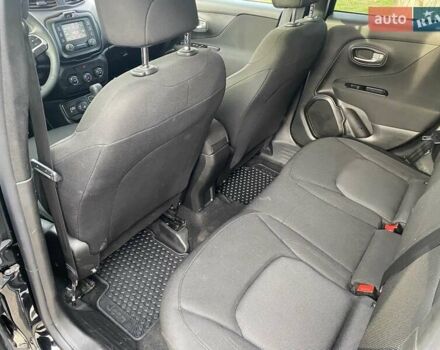 Черный Джип Ренегат, объемом двигателя 2.36 л и пробегом 106 тыс. км за 14900 $, фото 3 на Automoto.ua