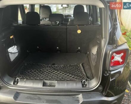 Чорний Джип Ренегат, об'ємом двигуна 2.36 л та пробігом 71 тис. км за 13999 $, фото 18 на Automoto.ua