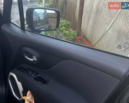 Чорний Джип Ренегат, об'ємом двигуна 2.36 л та пробігом 71 тис. км за 13999 $, фото 12 на Automoto.ua