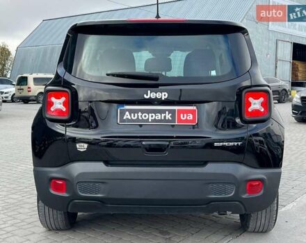 Черный Джип Ренегат, объемом двигателя 2.4 л и пробегом 152 тыс. км за 10990 $, фото 5 на Automoto.ua