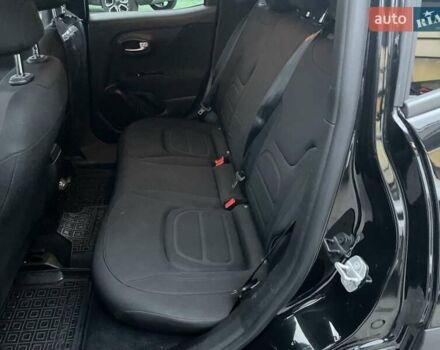 Джип Ренегат 2020 в Одессе на Automoto.ua Черный Джип Ренегат, объемом двигателя 2.4 л и пробегом 102 тыс. км за 13999 $, фото 16 на Automoto.ua