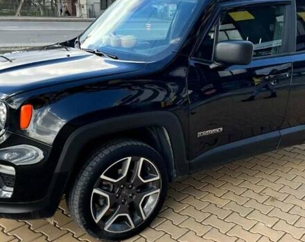 Черный Джип Ренегат, объемом двигателя 2.4 л и пробегом 72 тыс. км за 16450 $, фото 1 на Automoto.ua