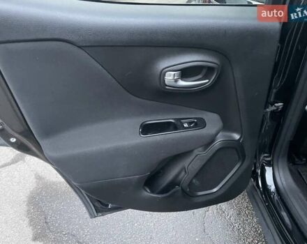 Джип Ренегат 2020 в Одессе на Automoto.ua Черный Джип Ренегат, объемом двигателя 2.4 л и пробегом 102 тыс. км за 13999 $, фото 15 на Automoto.ua