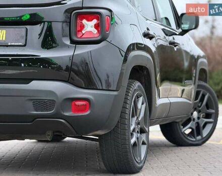 Чорний Джип Ренегат, об'ємом двигуна 2.36 л та пробігом 43 тис. км за 16850 $, фото 18 на Automoto.ua