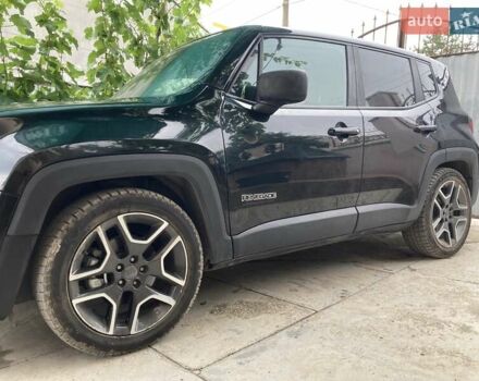 Черный Джип Ренегат, объемом двигателя 2.4 л и пробегом 30 тыс. км за 17000 $, фото 6 на Automoto.ua