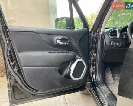 Черный Джип Ренегат, объемом двигателя 2.4 л и пробегом 30 тыс. км за 17000 $, фото 11 на Automoto.ua