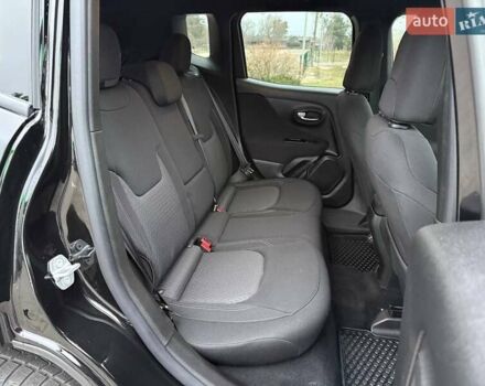 Чорний Джип Ренегат, об'ємом двигуна 2.36 л та пробігом 43 тис. км за 16850 $, фото 42 на Automoto.ua