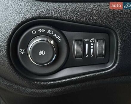 Чорний Джип Ренегат, об'ємом двигуна 2.36 л та пробігом 43 тис. км за 16850 $, фото 34 на Automoto.ua