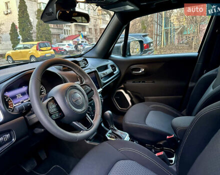 Черный Джип Ренегат, объемом двигателя 2.4 л и пробегом 46 тыс. км за 17800 $, фото 15 на Automoto.ua