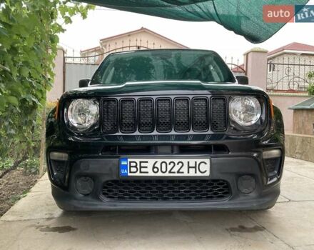Черный Джип Ренегат, объемом двигателя 2.4 л и пробегом 30 тыс. км за 17000 $, фото 1 на Automoto.ua