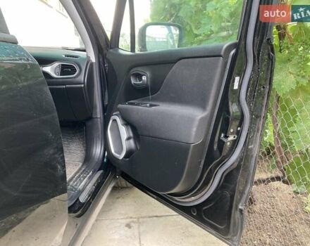 Черный Джип Ренегат, объемом двигателя 2.4 л и пробегом 30 тыс. км за 17000 $, фото 12 на Automoto.ua