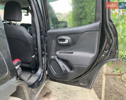 Черный Джип Ренегат, объемом двигателя 2.4 л и пробегом 30 тыс. км за 17000 $, фото 13 на Automoto.ua