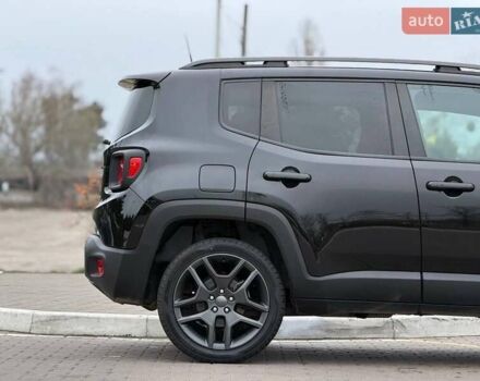 Чорний Джип Ренегат, об'ємом двигуна 2.36 л та пробігом 43 тис. км за 16850 $, фото 7 на Automoto.ua