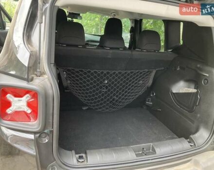 Черный Джип Ренегат, объемом двигателя 2.4 л и пробегом 30 тыс. км за 17000 $, фото 16 на Automoto.ua