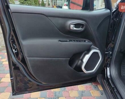 Чорний Джип Ренегат, об'ємом двигуна 2.4 л та пробігом 117 тис. км за 13999 $, фото 21 на Automoto.ua