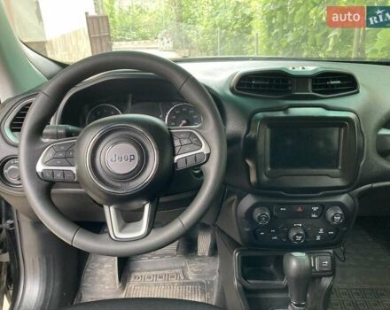 Черный Джип Ренегат, объемом двигателя 2.4 л и пробегом 30 тыс. км за 17000 $, фото 2 на Automoto.ua