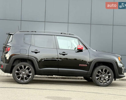 Чорний Джип Ренегат, об'ємом двигуна 1.37 л та пробігом 10 тис. км за 18500 $, фото 7 на Automoto.ua