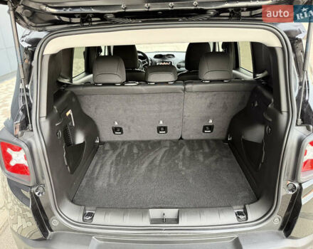 Чорний Джип Ренегат, об'ємом двигуна 1.37 л та пробігом 10 тис. км за 18500 $, фото 13 на Automoto.ua