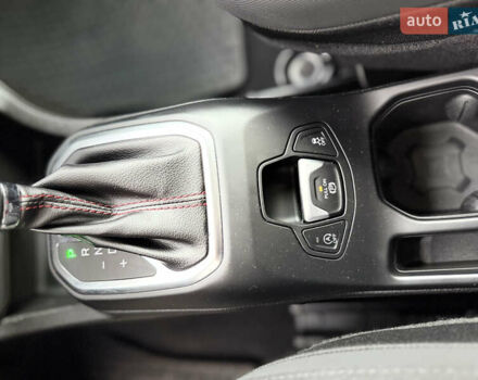 Чорний Джип Ренегат, об'ємом двигуна 1.37 л та пробігом 10 тис. км за 18500 $, фото 26 на Automoto.ua