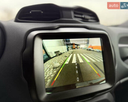 Чорний Джип Ренегат, об'ємом двигуна 1.37 л та пробігом 10 тис. км за 18500 $, фото 23 на Automoto.ua