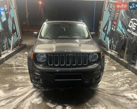 Черный Джип Ренегат, объемом двигателя 2.36 л и пробегом 150 тыс. км за 13000 $, фото 1 на Automoto.ua