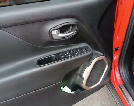 Червоний Джип Ренегат, об'ємом двигуна 2.36 л та пробігом 119 тис. км за 14000 $, фото 9 на Automoto.ua