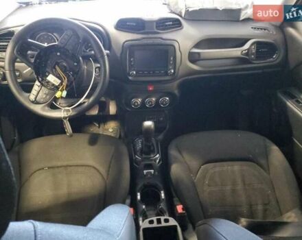 Красный Джип Ренегат, объемом двигателя 2.4 л и пробегом 78 тыс. км за 8200 $, фото 9 на Automoto.ua