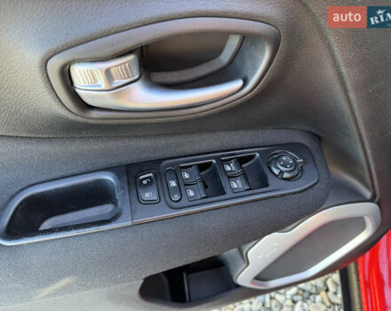 Червоний Джип Ренегат, об'ємом двигуна 2.4 л та пробігом 164 тис. км за 13999 $, фото 18 на Automoto.ua