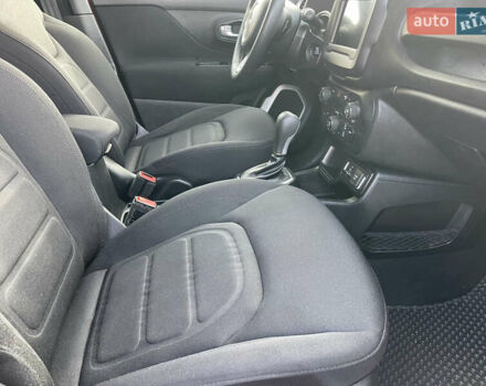 Красный Джип Ренегат, объемом двигателя 2.4 л и пробегом 126 тыс. км за 12950 $, фото 22 на Automoto.ua