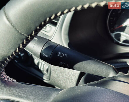 Червоний Джип Ренегат, об'ємом двигуна 2.4 л та пробігом 48 тис. км за 17200 $, фото 46 на Automoto.ua