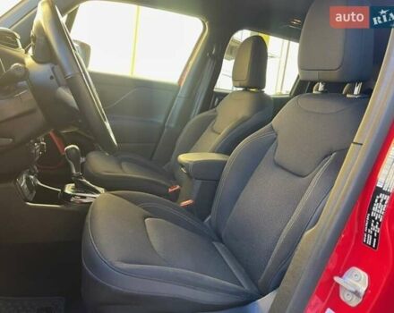 Джип Ренегат 2022 у Києві на Automoto.ua Червоний Джип Ренегат, об'ємом двигуна 1.33 л та пробігом 32 тис. км за 19950 $, фото 26 на Automoto.ua
