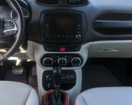 Джип Ренегат, объемом двигателя 2.36 л и пробегом 187 тыс. км за 11900 $, фото 26 на Automoto.ua