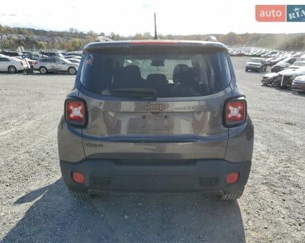 Джип Ренегат, об'ємом двигуна 2.4 л та пробігом 127 тис. км за 1200 $, фото 5 на Automoto.ua