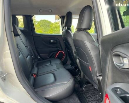 Джип Ренегат, об'ємом двигуна 2.4 л та пробігом 62 тис. км за 14500 $, фото 14 на Automoto.ua
