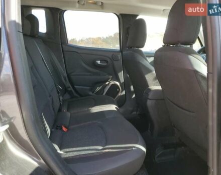 Джип Ренегат, об'ємом двигуна 2.4 л та пробігом 127 тис. км за 1200 $, фото 10 на Automoto.ua