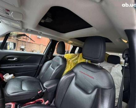 Джип Ренегат, объемом двигателя 0 л и пробегом 120 тыс. км за 14900 $, фото 21 на Automoto.ua