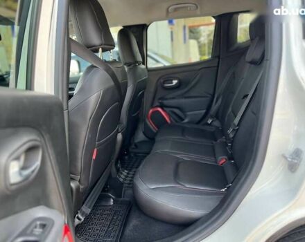 Джип Ренегат, об'ємом двигуна 2.4 л та пробігом 62 тис. км за 14500 $, фото 10 на Automoto.ua