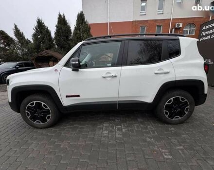 Джип Ренегат, объемом двигателя 0 л и пробегом 120 тыс. км за 14900 $, фото 10 на Automoto.ua