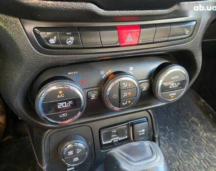 Джип Ренегат, объемом двигателя 2.4 л и пробегом 268 тыс. км за 13300 $, фото 16 на Automoto.ua