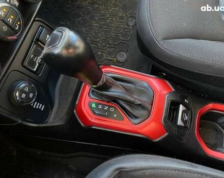 Джип Ренегат, объемом двигателя 2.4 л и пробегом 268 тыс. км за 13300 $, фото 18 на Automoto.ua