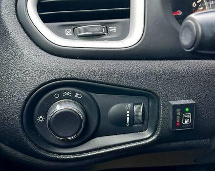 Джип Ренегат, объемом двигателя 2.4 л и пробегом 107 тыс. км за 12900 $, фото 7 на Automoto.ua