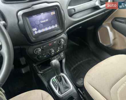 Джип Ренегат, об'ємом двигуна 2.4 л та пробігом 117 тис. км за 9700 $, фото 12 на Automoto.ua