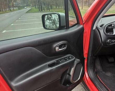 Джип Ренегат, объемом двигателя 2.36 л и пробегом 106 тыс. км за 15000 $, фото 3 на Automoto.ua