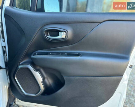 Джип Ренегат, объемом двигателя 2.4 л и пробегом 200 тыс. км за 8999 $, фото 19 на Automoto.ua